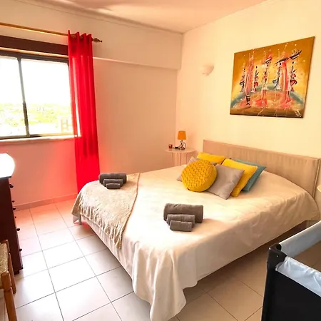 Casa Da Ii Na Torre Baleeira
