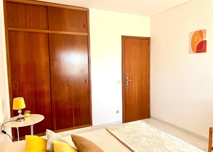 Casa Da Ii Na Torre Baleeira *